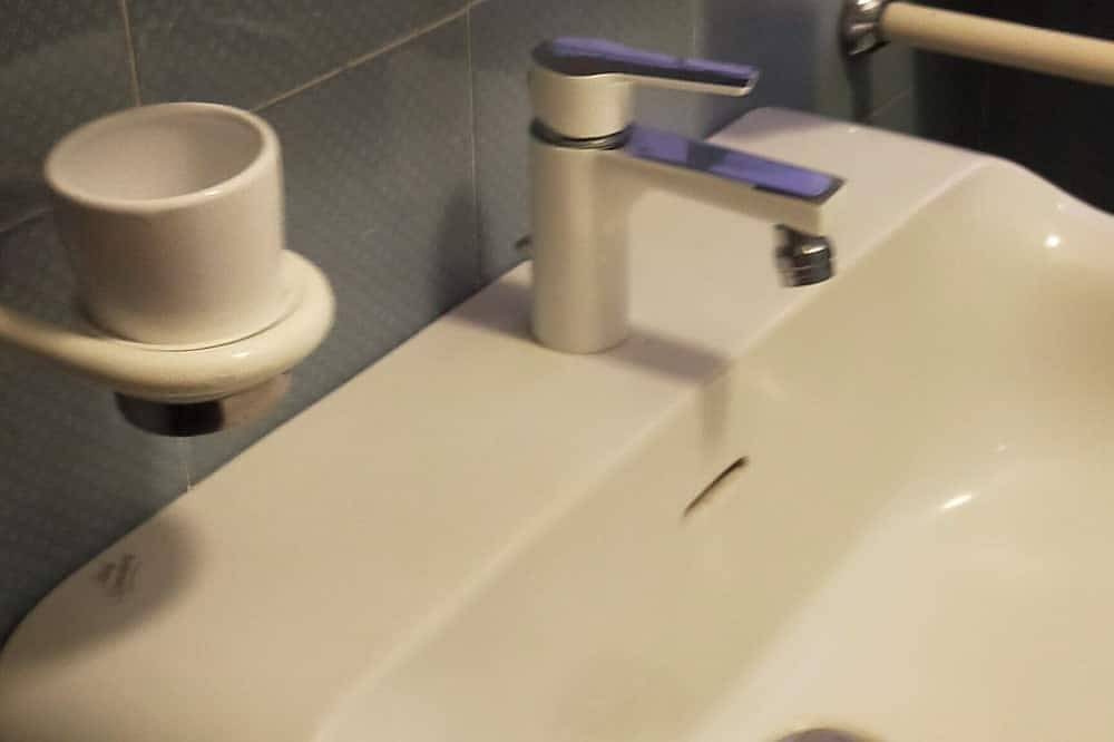 Entire apartment, Grazioso Appartamento Vicino Ospedale in Varese, Varese Province