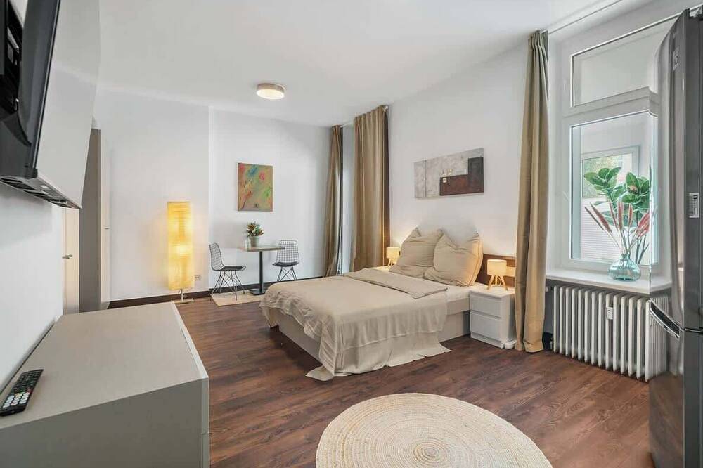 Ganze Wohnung, Loftly:5min zu Fuß Charite - 45m2 - Self Check-In in Steglitz-Zehlendorf, Berlin