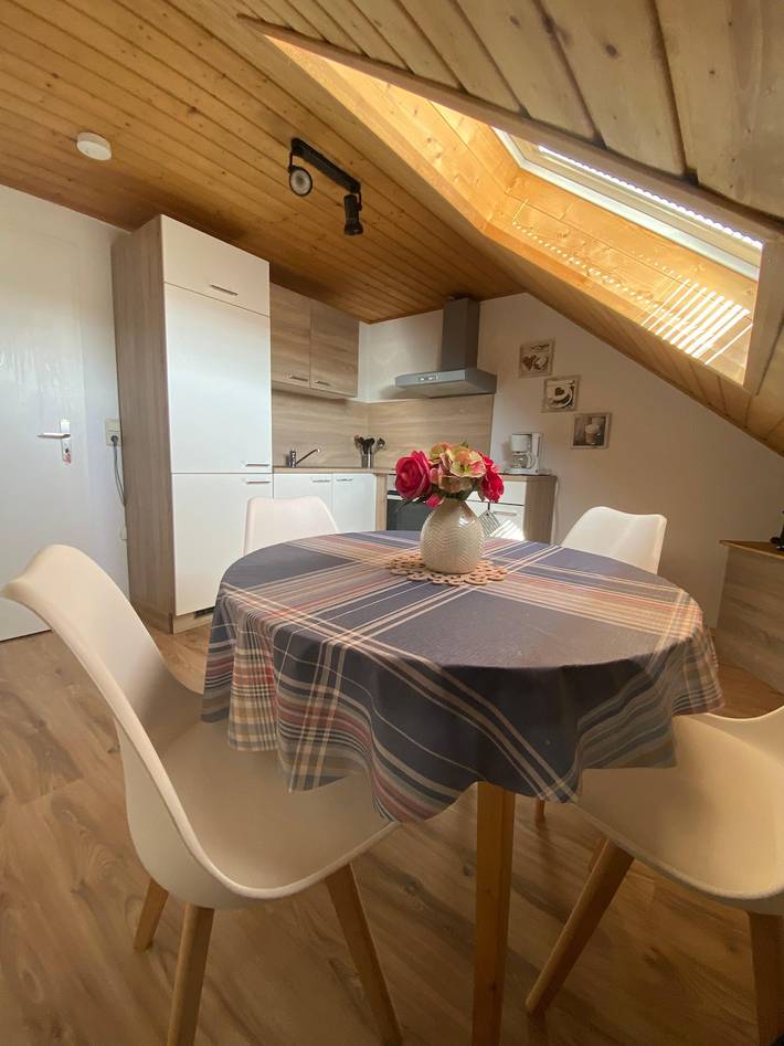 Ganze Wohnung, Ferienwohnung Anni - Ferienwohnung 55qm mit Wlan in Dörfles-Esbach, Oberes Maintal - Coburger Land