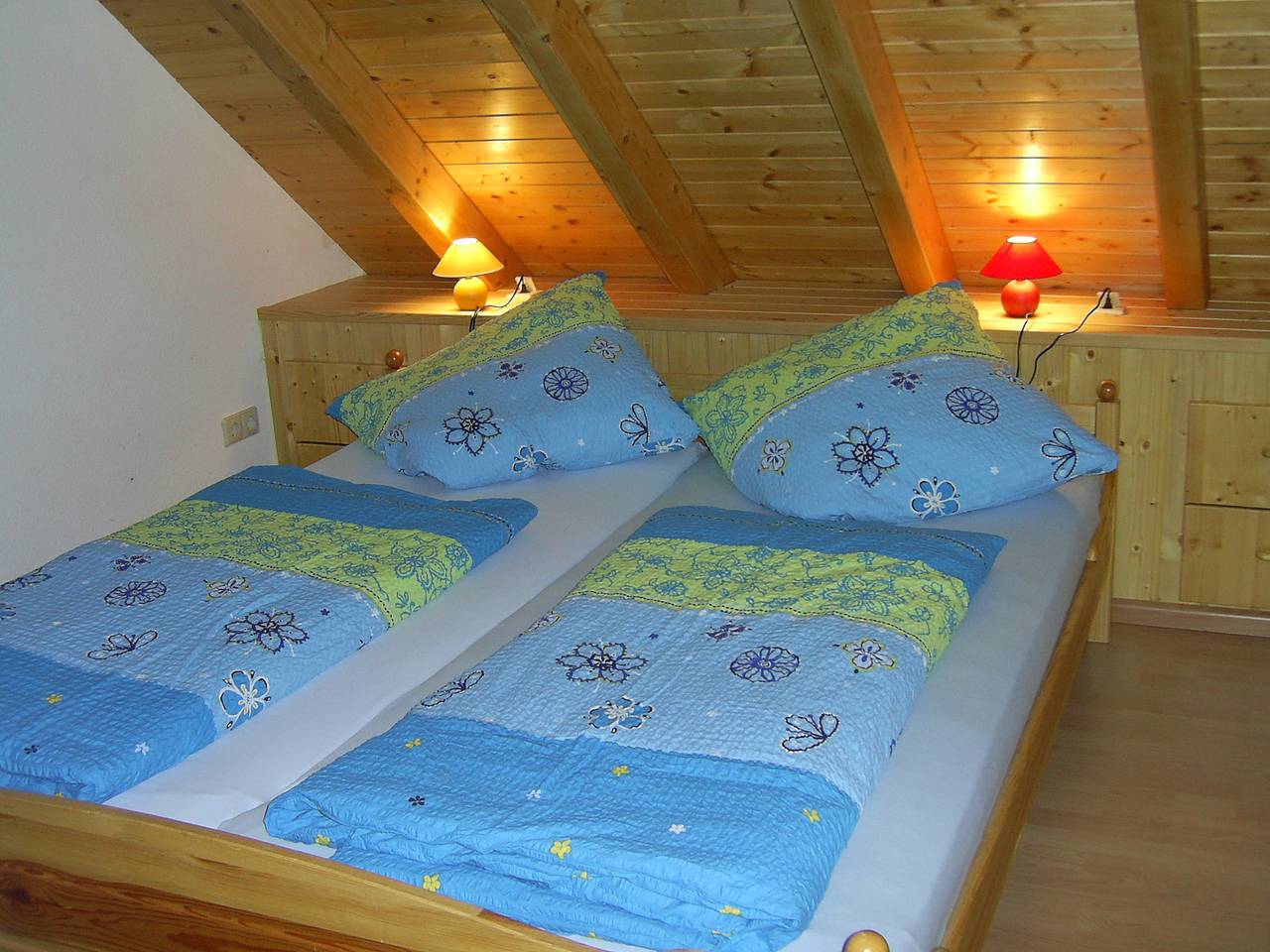 Ganze Wohnung, Ferienwohnung '2' mit gemeinsamer Terrasse, Balkon und Wi-Fi in Hornberg, Mittlerer Schwarzwald