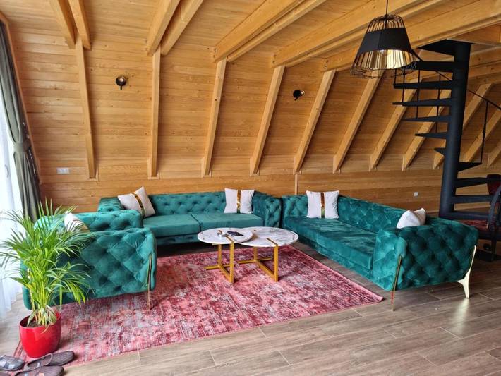 Villa für 5 Personen, mit Ausblick und Balkon in Kosovo