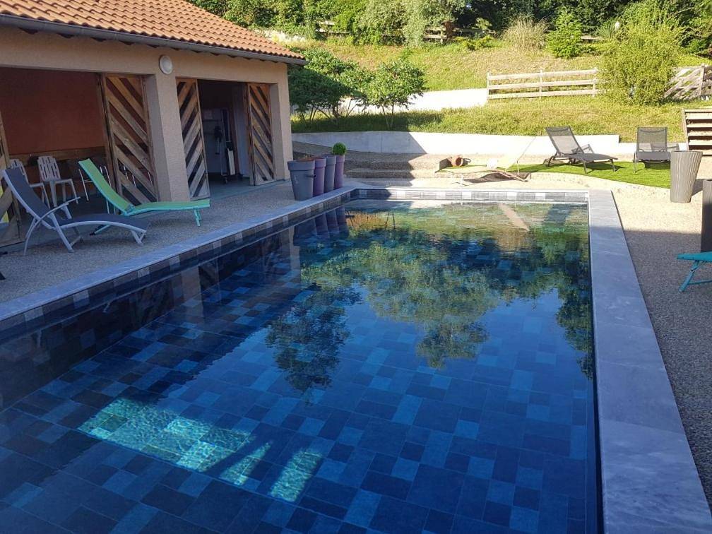 Hôtel Les Rives D'Allier in Mazeyrat-d'Allier, Haute-Loire