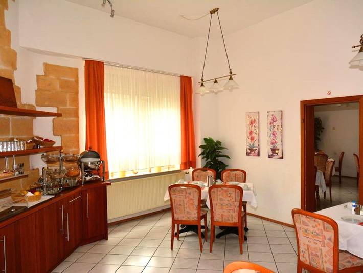 Ferienwohnung für 4 Personen, mit Terrasse in Oberhausen - 2