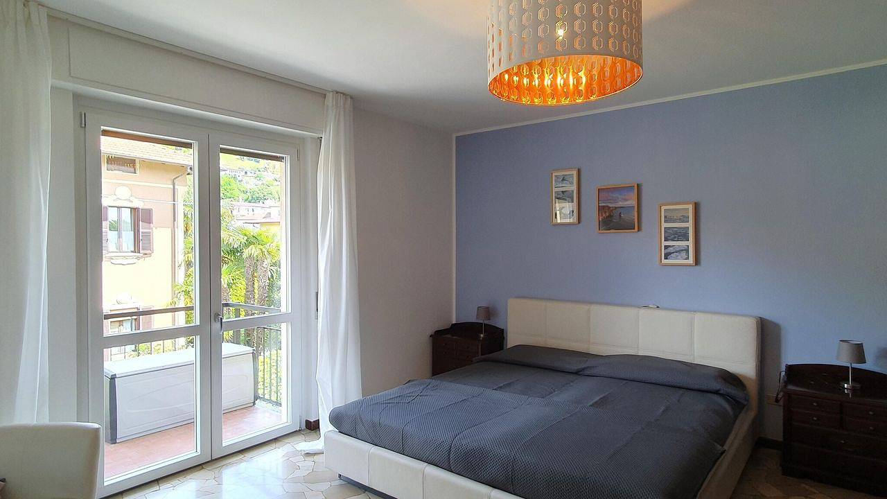 Vakantiehuis voor 4 personen met balkon in Maccagno, Maccagno con Pino e Veddasca