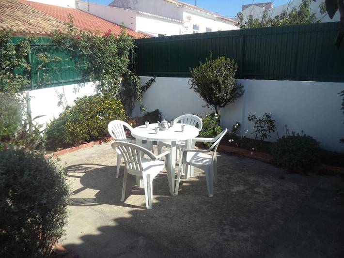 Casa de vacaciones para 6 personas, con terraza y jardín - 1