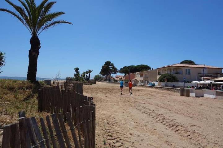 Gîte pour 2 personnes, avec Terrasse dans Plage de l'Ayguade