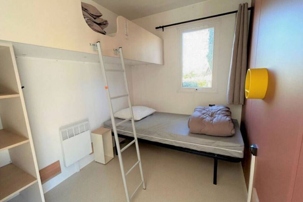 Mobilheim für 4 Pers mit Terrasse in Espelette in Espelette, Bayonne und Umgebung