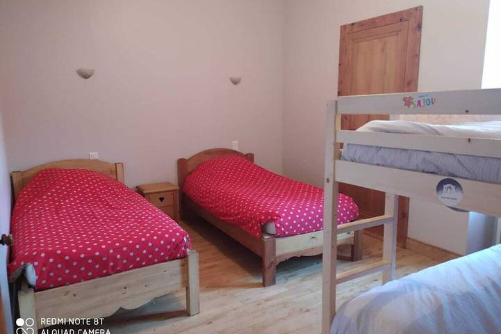 Location de vacances pour 10 personnes, avec jardin, animaux acceptés à Saint-Mamet - 3