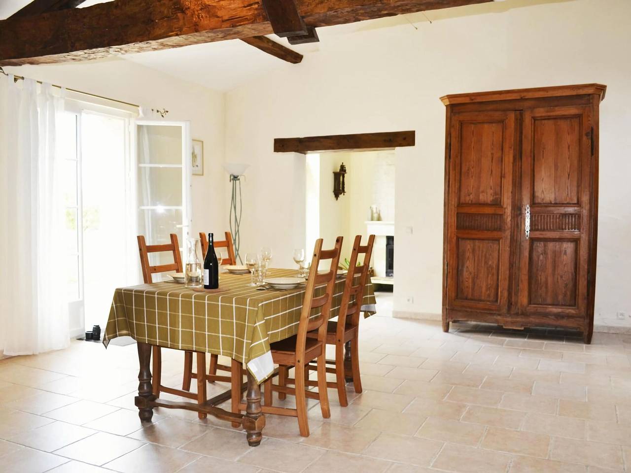 Tranquil Home in Saint-Martin-de-Gurson, 15min from Saint Emilion's vineyard in Saint-Martin-de-Gurson, Périgord Pourpre