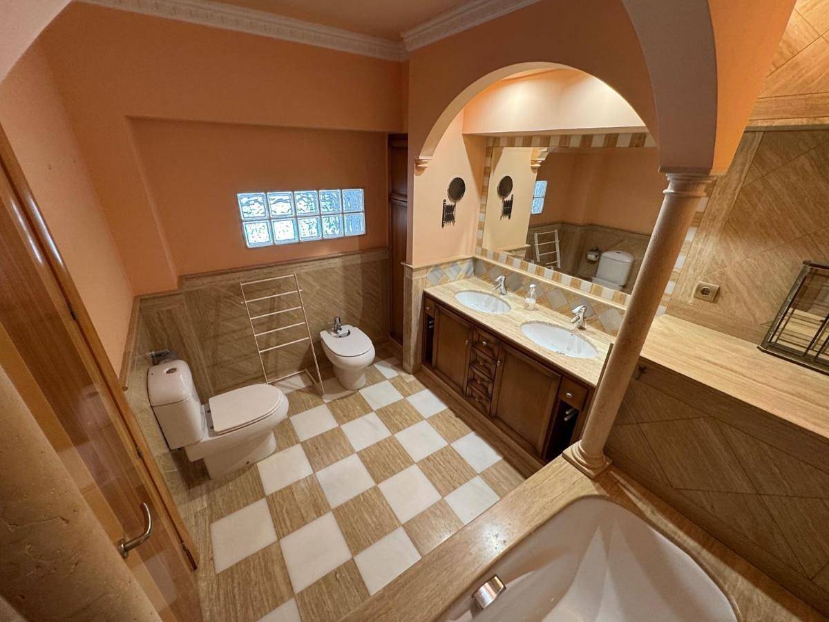 Deluxe Twin Room in Málaga (Este), Malaga