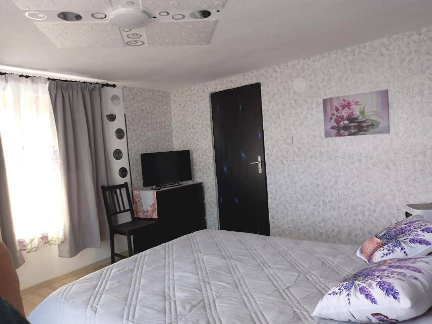 Appartement entier, Бутикови стаи за гости- Felicita in Kyustendil, Bulgarie