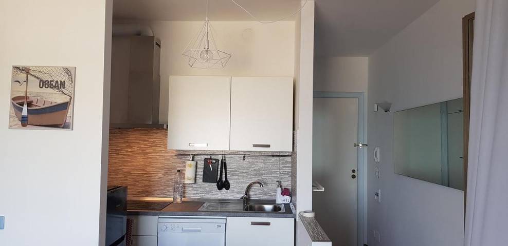 Gîte pour 3 personnes, avec terrasse ainsi que vue et piscine à Misano Adriatico - 4