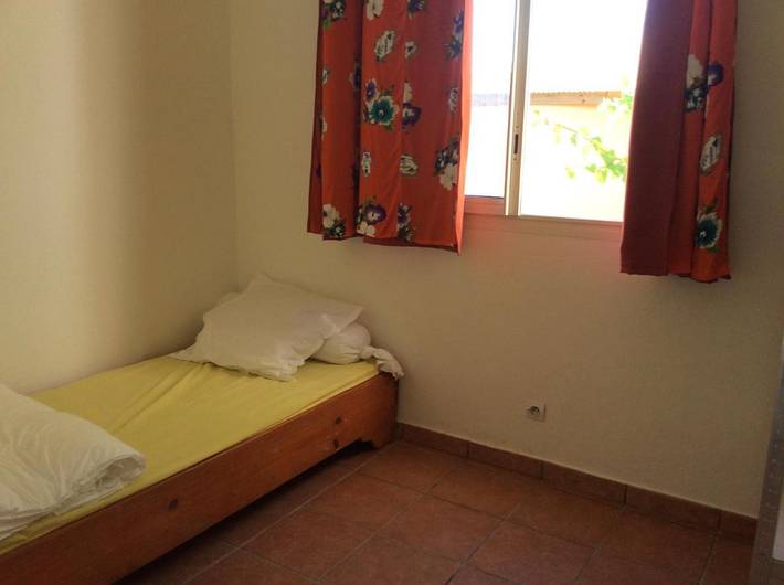 Gîte pour 4 personnes, avec vue ainsi que jardin et balcon à Sainte-Suzanne - 4