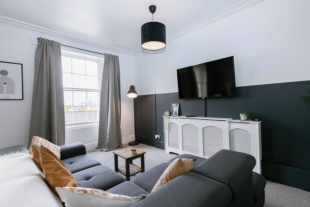 Apartamento entero, Spacious Hidden Apt Walk To City Ctr Free Parking in Exeter, Devon