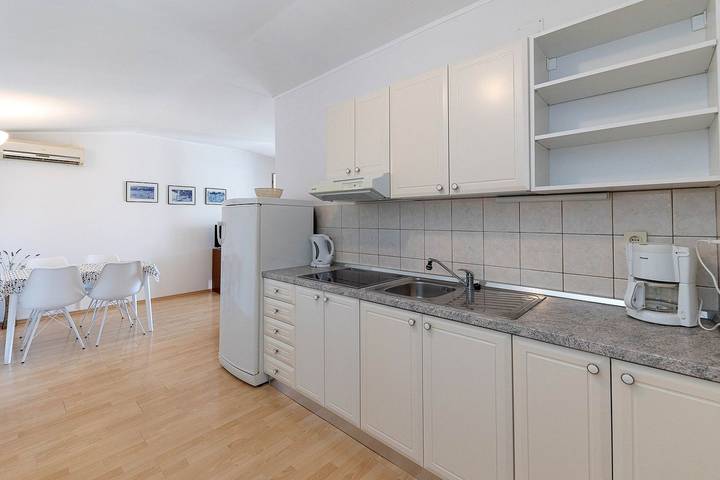 Ferienwohnung für 5 Personen, mit Garten und Terrasse in Crikvenica - 3