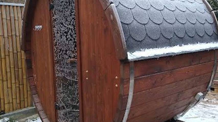 Ferienhaus für 2 Personen, mit Whirlpool und Sauna sowie Garten und Terrasse in Brandenburg