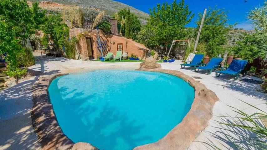 Casa rural para 8 personas, con jardín además de piscina y sauna en Loja - 3