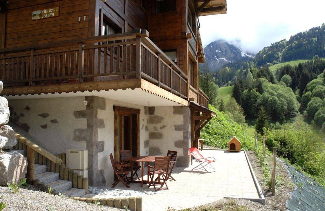 Appartement entier, Gîte indépendant, plain-pied, terrasse, accès autonome, ch-vac. in Abondance, Les Portes du Soleil