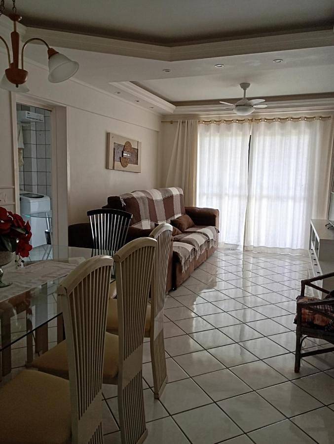 Casas e apartamentos de temporada para 7 pessoas, com balcão e vista em Porto Belo