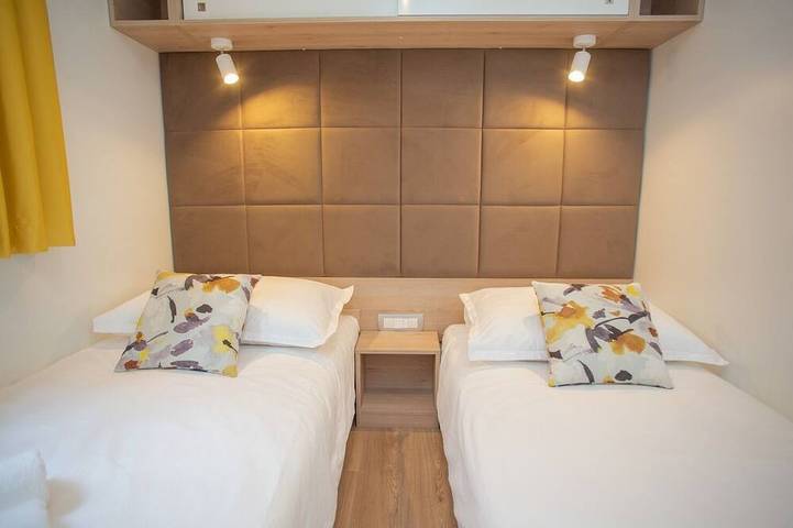 Camping für 6 Personen, mit Terrasse auf Pag - 4