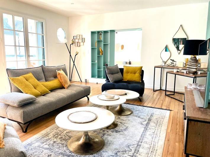 Gîte pour 8 personnes, avec terrasse dans Office de Tourisme de la Baule