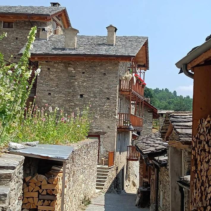 Gîte pour 2 personnes, avec vue et balcon à Stroppo - 2