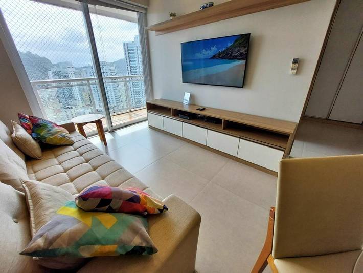Casas e apartamentos de temporada para 4 pessoas, com piscina e jacuzzi e ainda sauna and jardim em Santos