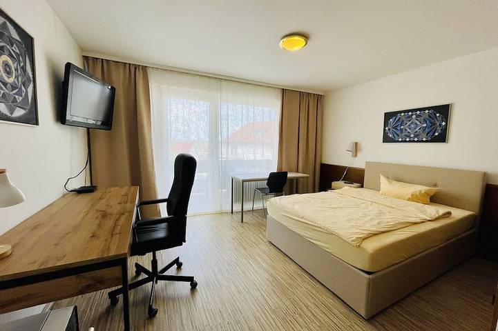 Ferienwohnung für 2 Personen, mit Balkon und Garten in Leonberg