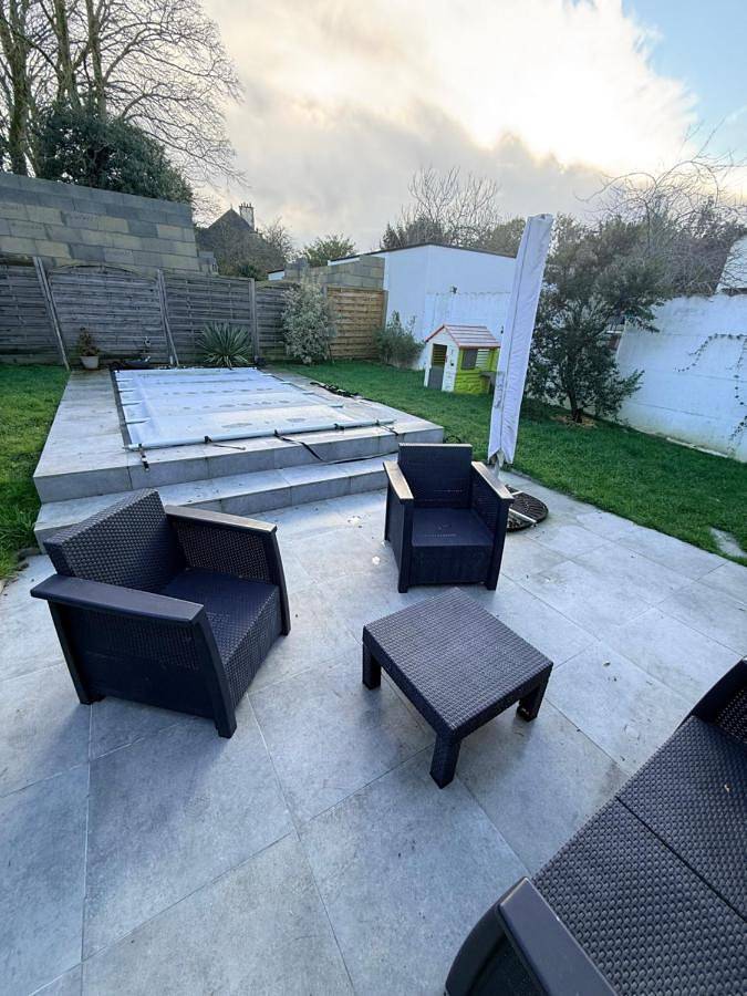 Location de vacances pour 10 personnes, avec jardin et piscine, animaux acceptés à Bruz - 2