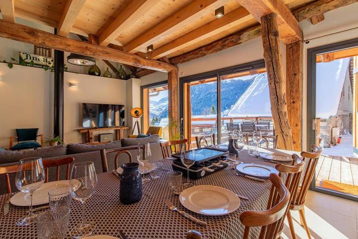 Gîte pour 2 personnes, avec terrasse à Montricher-Albanne - 3