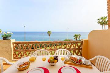 Apartment for 4 People in Mijas Costa, Mijas, Photo 1