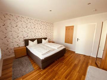 Ferienwohnung für 4 Personen, mit Terrasse und Garten in Brauneberg