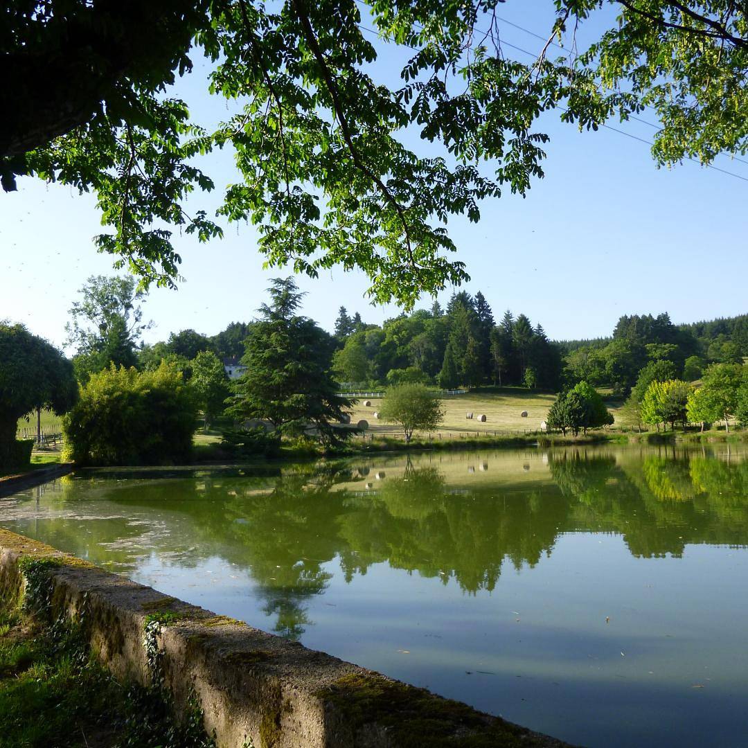 Gîte für 4 Personen mit Garten in Saint-Léger-sous-Beuvray, Autun und Umgebung