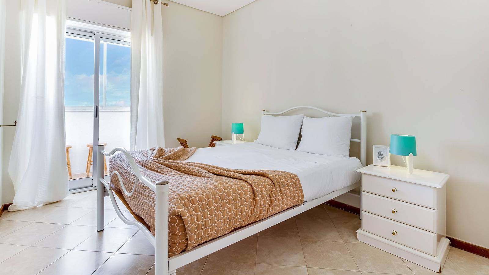 Ganze Wohnung, Ferienwohnung für 4 Personen mit Balkon in Armação de Pêra (costa), Faro Distrikt
