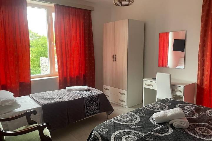 Villa Aurea Room's & More in Papasidero, Parque Nacional Pollino