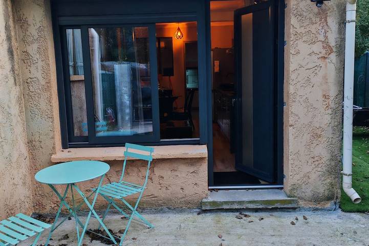 Ganze Wohnung, Furnished T2 apartment in a quiet villa in Mougins in Mougins, Mittelmeerküste (Frankreich)