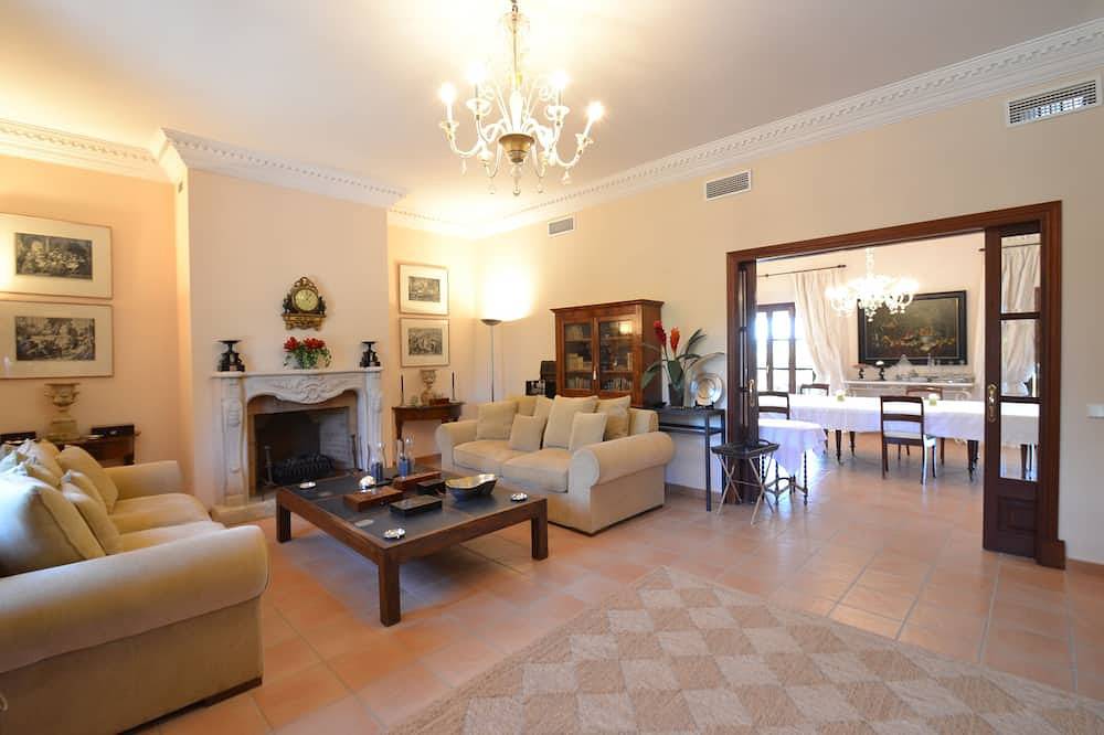Haben Sie Einen Blick Auf Unser Video! Villa mit herrlichem Pool. Ideal. in Santa Maria del Cami, Mallorca Inselmitte
