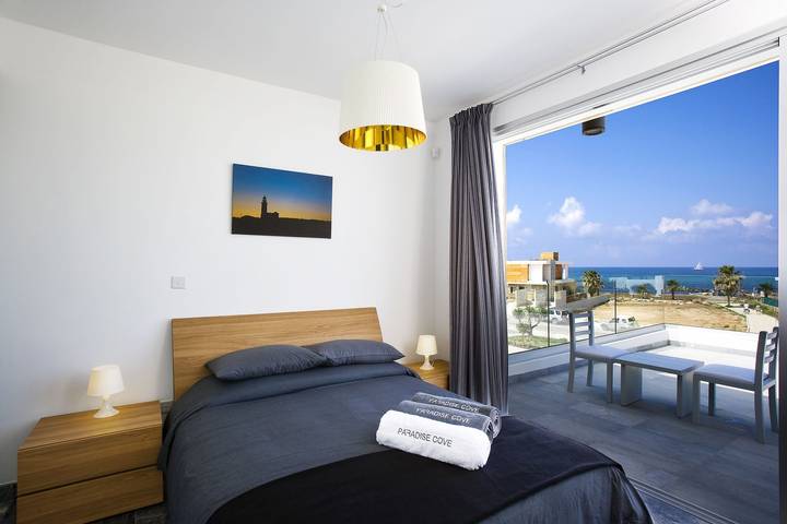 Location de vacances pour 6 personnes, avec balcon ainsi que vue sur l’océan et piscine à Paphos (ville) - 2
