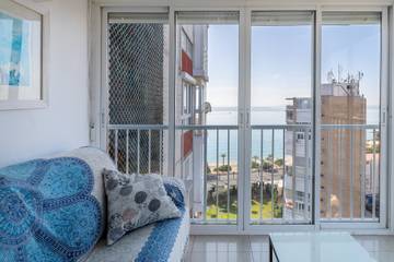 Apartment for 4 People in El Barrio, Alicante, Photo 2