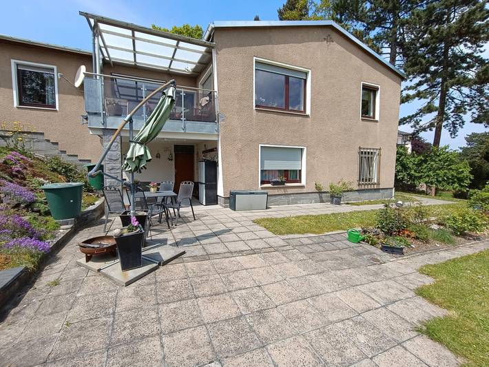 Ferienwohnung für 2 Personen, mit Terrasse und Garten in Plauen