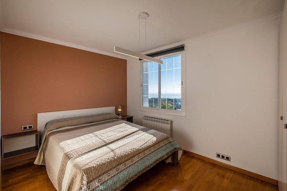 Beautiful home in Sant Cebrià de Vallalt in San Cipriano de Vallalta, Costa del Maresme