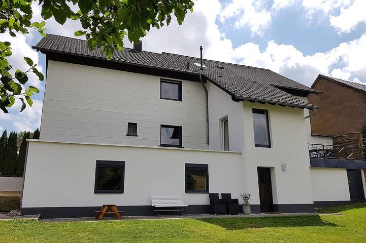 Luxus-Ferienhaus für 8 Personen, mit Garten und Sauna sowie Terrasse