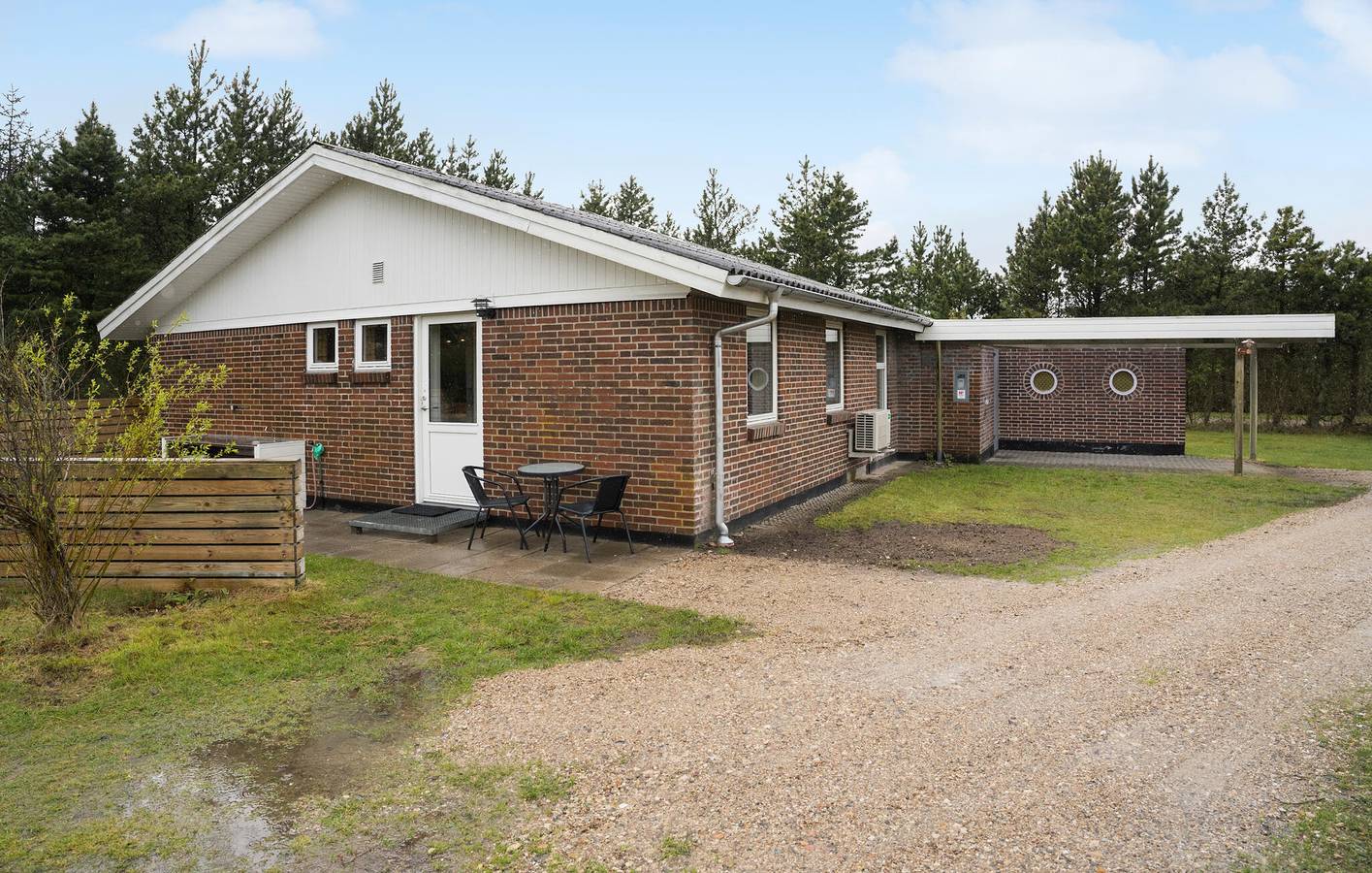 Ferienhaus für 6 Personen mit Terrasse in Stauning, Ringkøbing Fjord