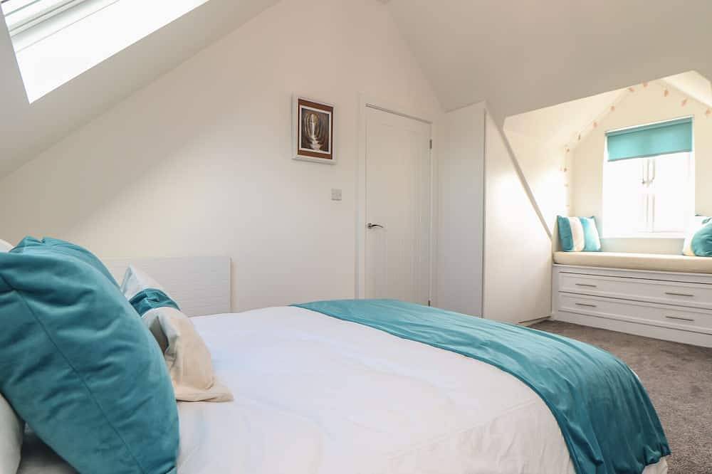 Kober House, tierfreundlich, mit offenem Feuer in Mullion, Ref 1002278 in Mullion, Cornwall