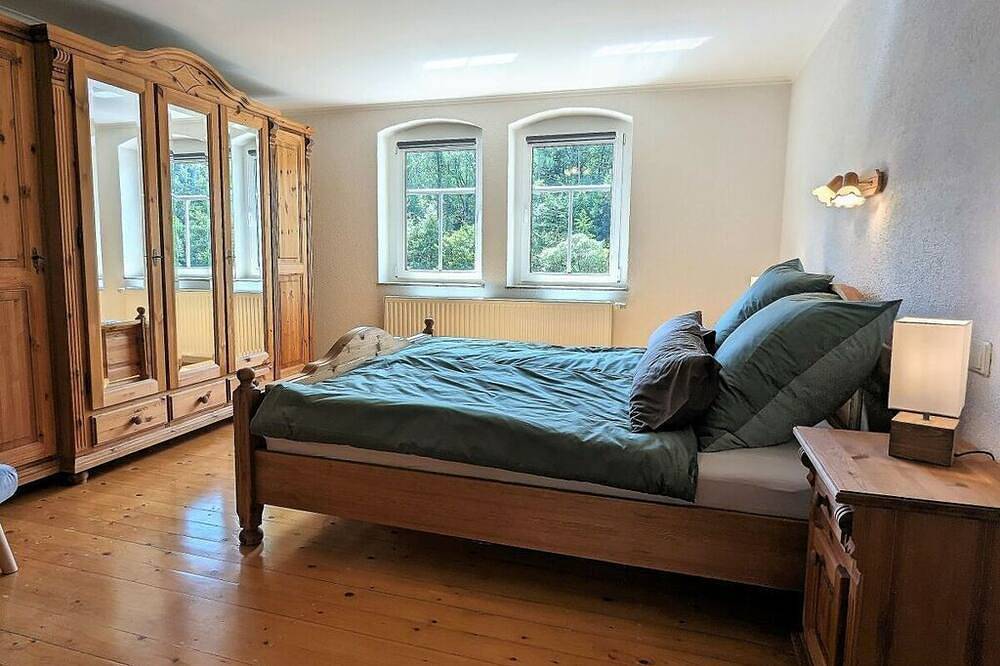Ferienhaus nahe Scharfenstein für 9 Von Belvilla in Drebach, Erzgebirge