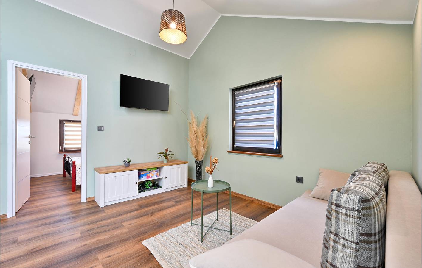Gemütliche Ferienwohnung mit Pool und Grill in der Nähe des Stadtzentrums von Pregrada in Krapina-Zagorje