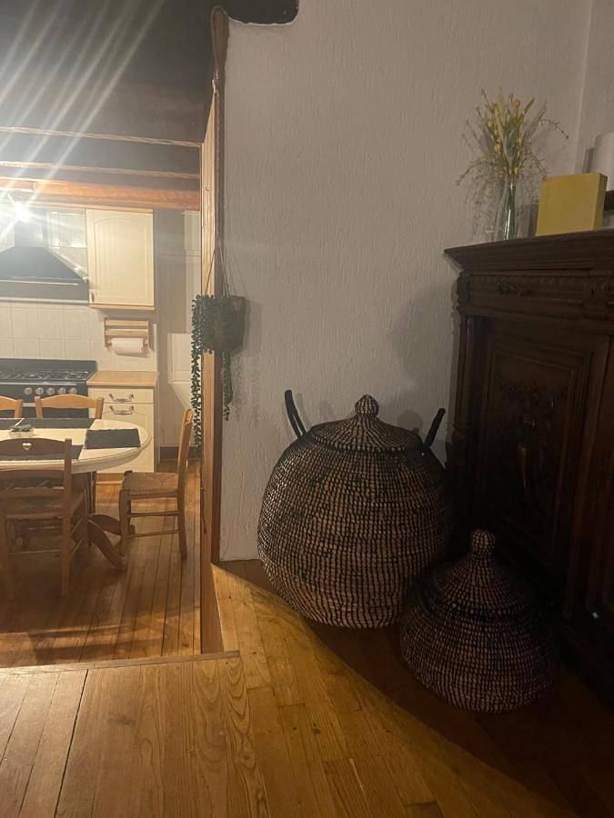 Location de vacances pour 6 personnes, avec jardin ainsi que vue et piscine, animaux acceptés à Payrac - 4