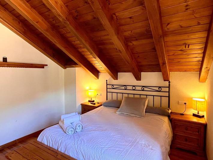 Gîte pour 8 personnes, avec vue et balcon à Espot - 3