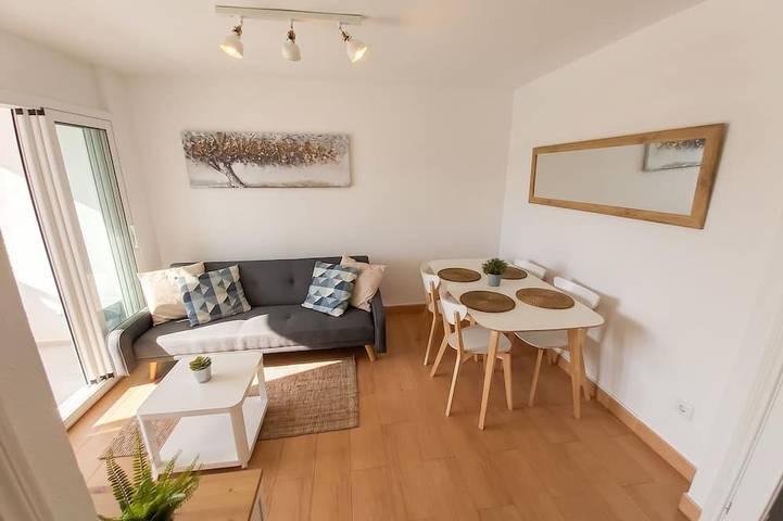Appartement entier, Homerez - Appartement à Francàs in Platja de Cal Guinovart (el Vendrell), El Vendrell