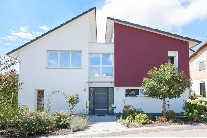 Ferienwohnung für 4 Personen, mit Balkon und Garten sowie Ausblick